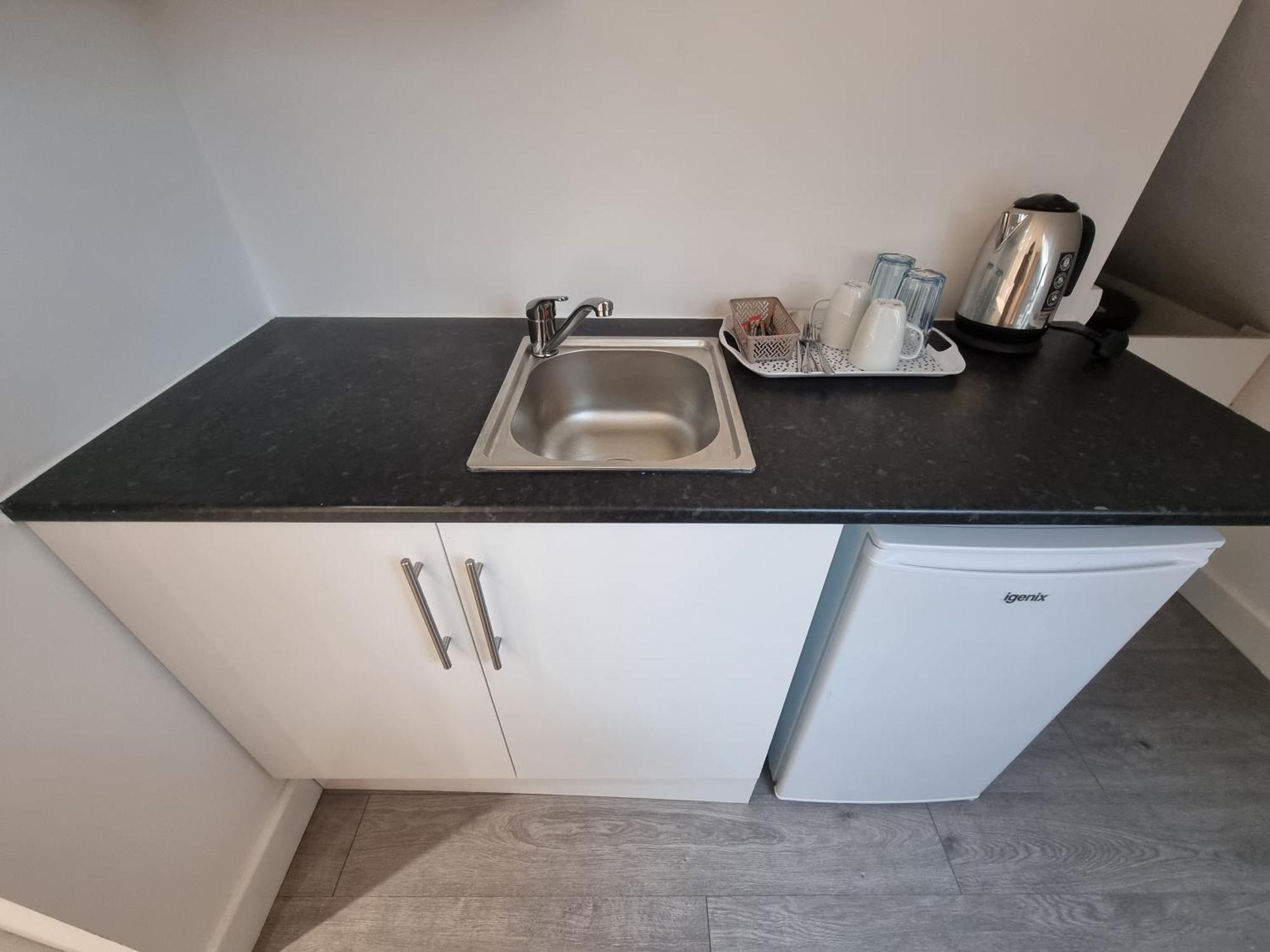 Brand New Studios In Гарроу Екстер'єр фото